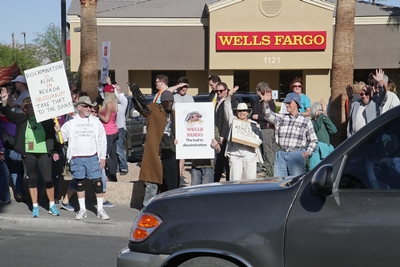 wells_fargo_protest02